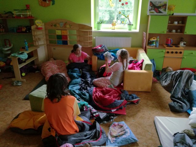 23_Spaní ve škole